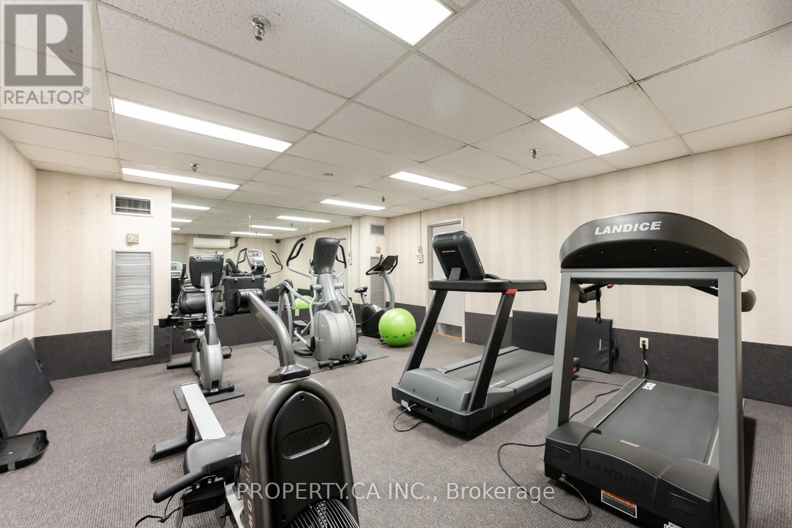 802 - 3000 Bathurst Street, Toronto, Ontario  M6B 3B4 - Photo 37 - C13018764