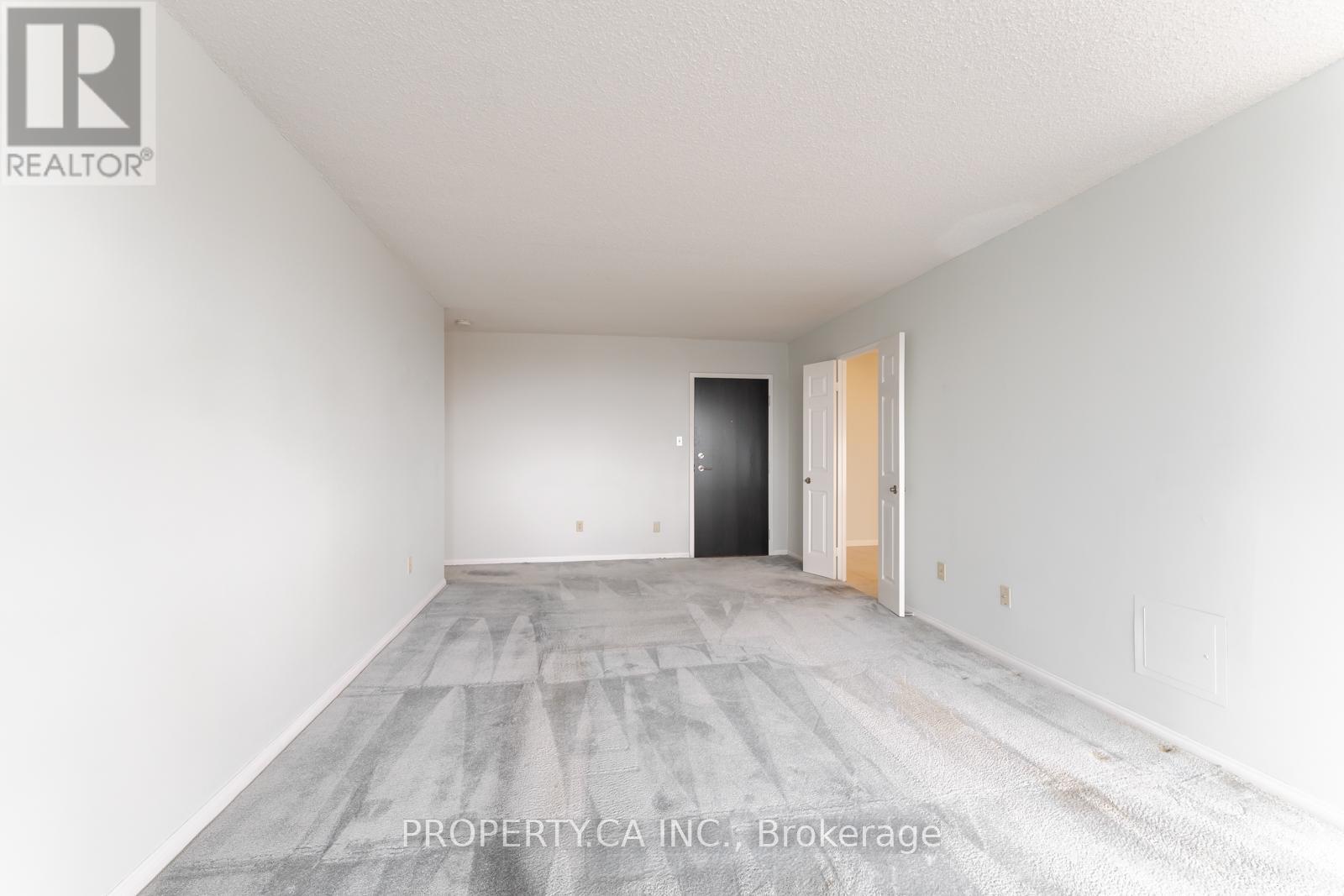 802 - 3000 Bathurst Street, Toronto, Ontario  M6B 3B4 - Photo 5 - C13018764