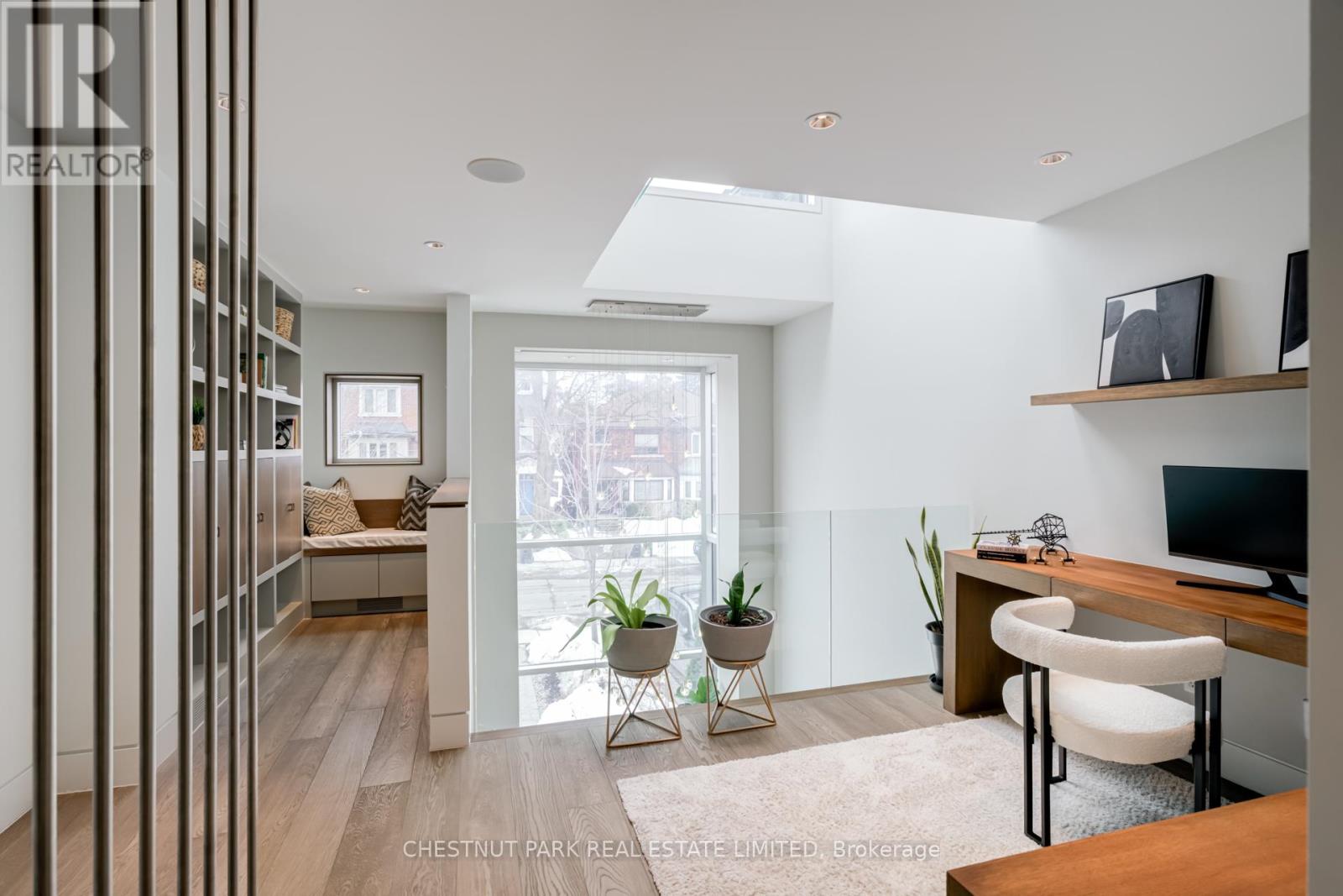 278 St Germain Avenue, Toronto, Ontario  M5M 1W3 - Photo 20 - C13018798