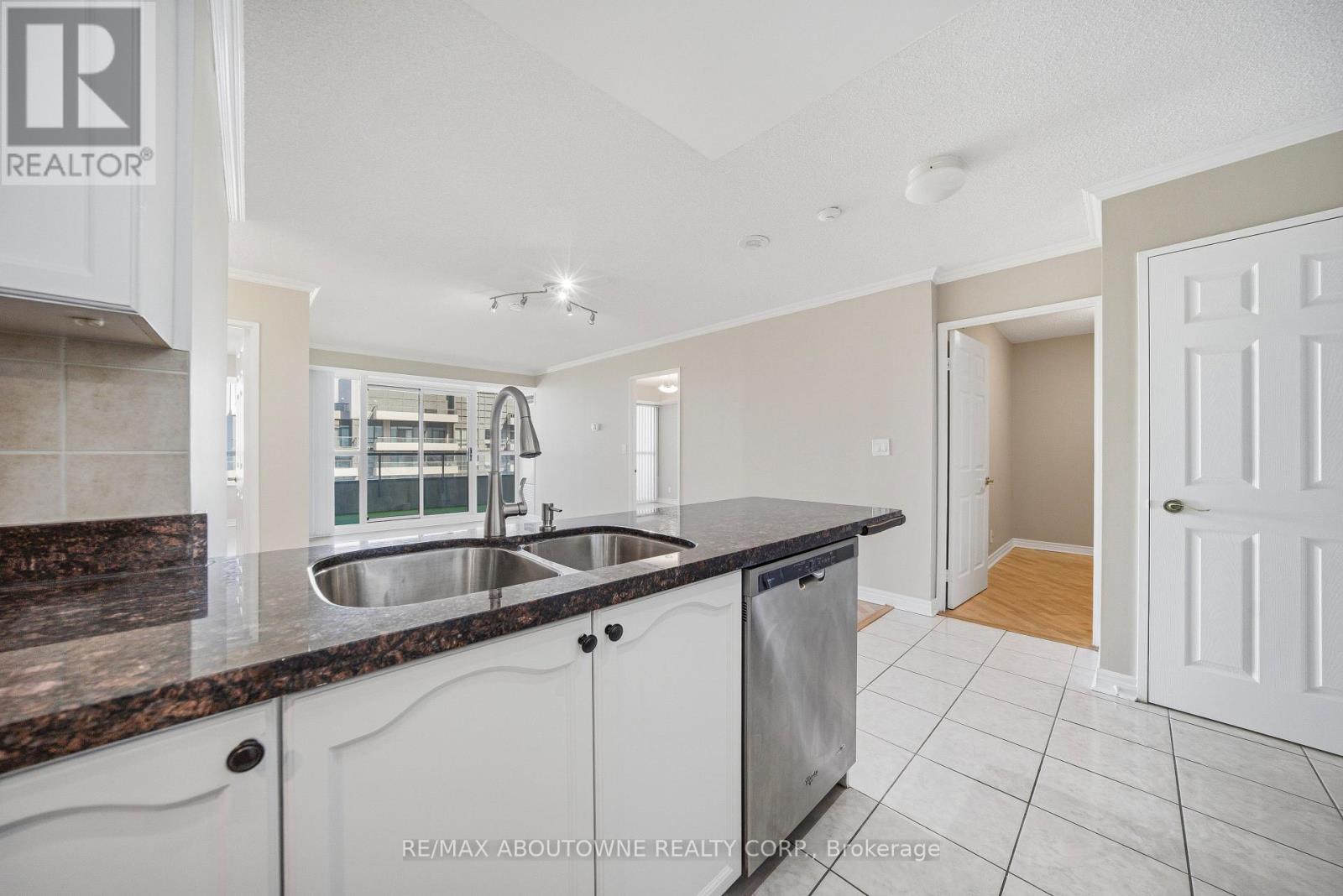 2706 - 23 Hollywood Avenue, Toronto, Ontario  M2N 7L8 - Photo 6 - C13018854