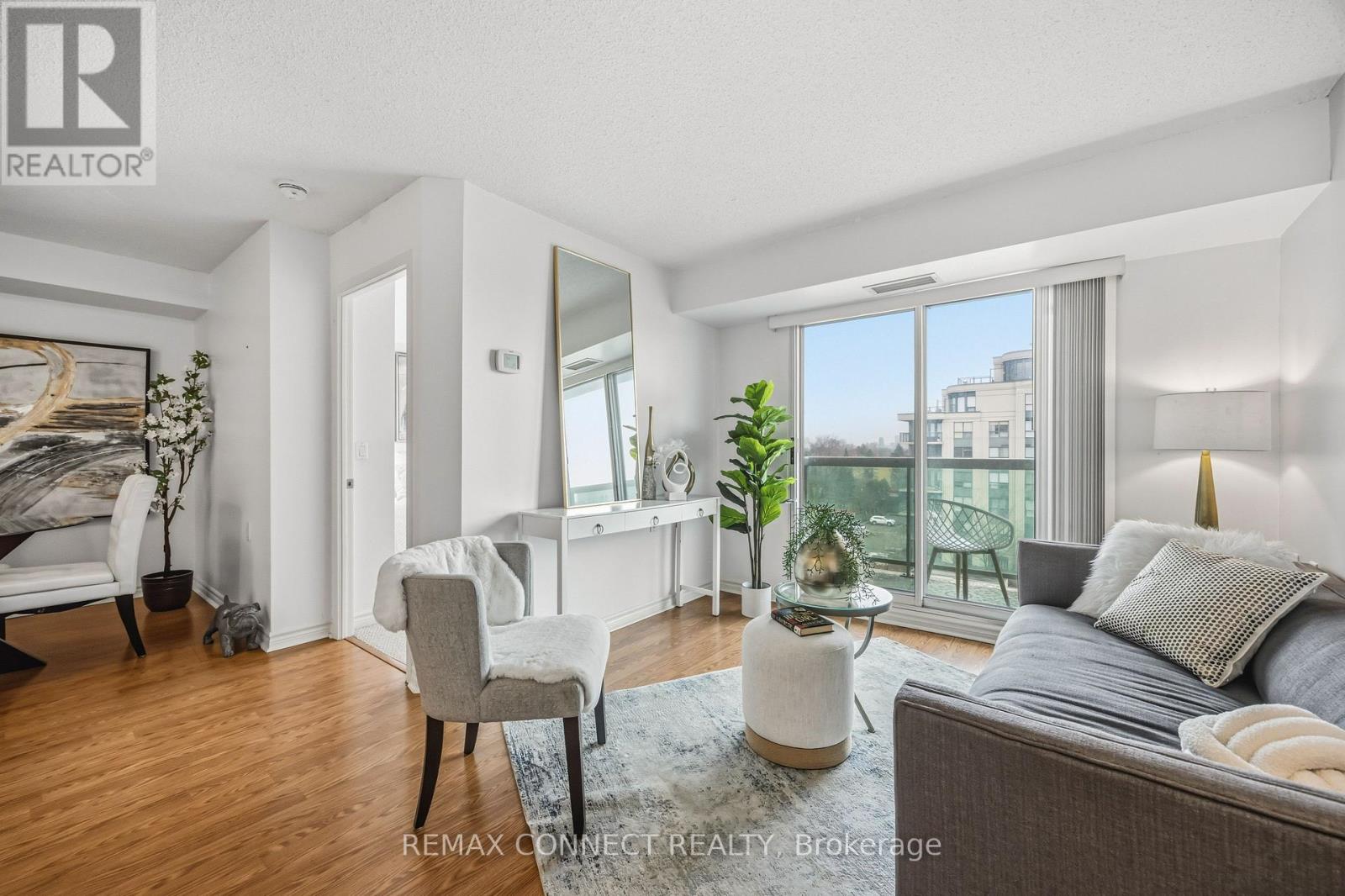504 - 890 Sheppard Avenue W, Toronto, Ontario  M3H 2T5 - Photo 8 - C13018940