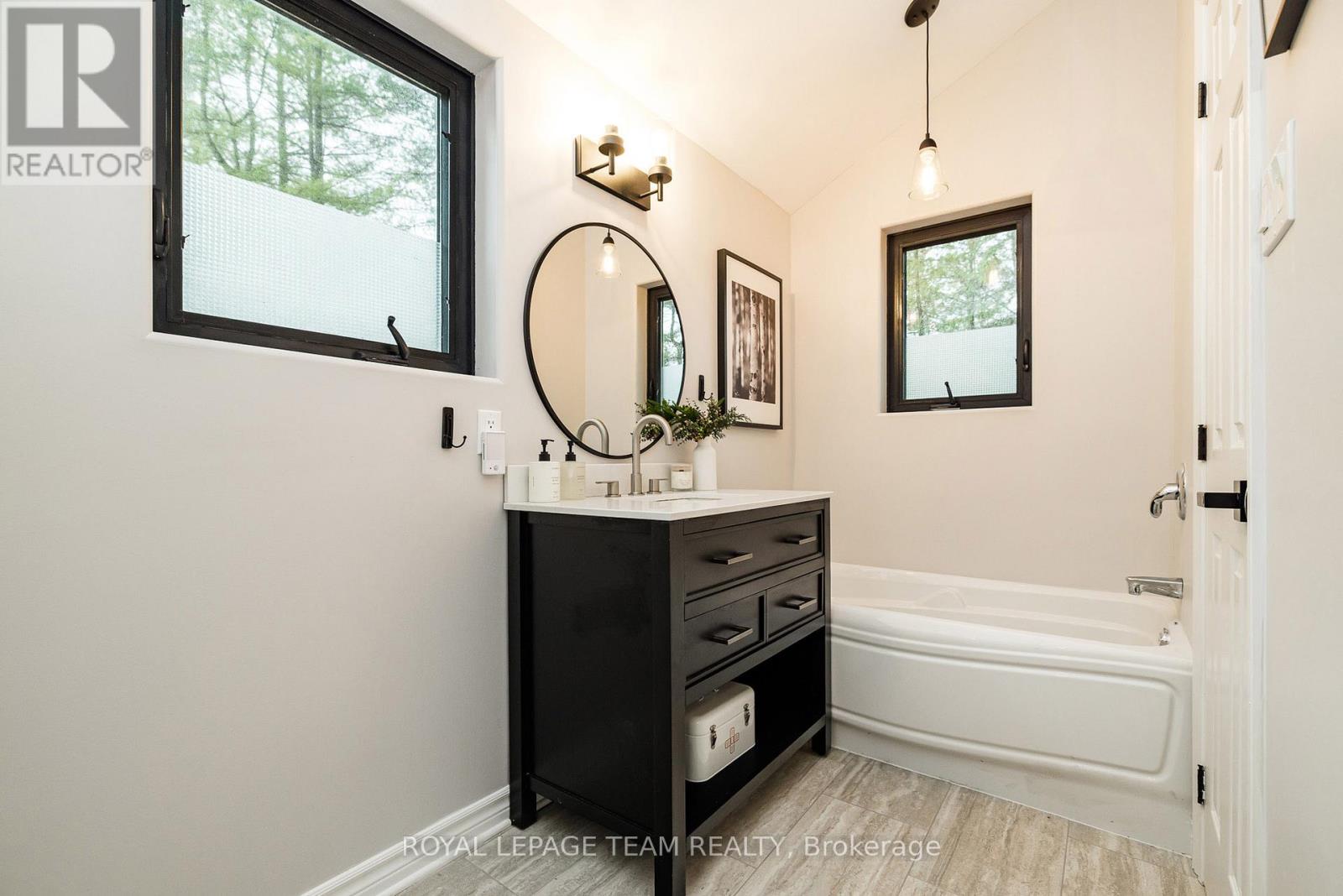 998 Pike Lake Rte 16 Road, Tay Valley, Ontario  K7H 3C5 - Photo 23 - X13018762