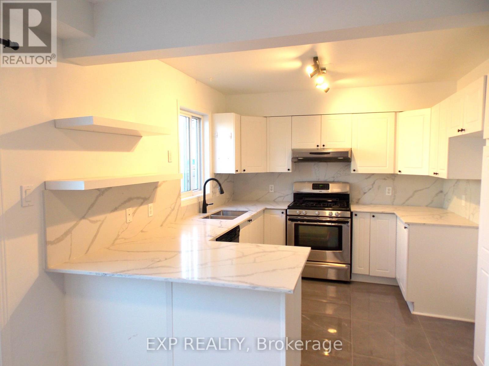 136 Inverkip Avenue, Ottawa, Ontario  K1T 4C3 - Photo 6 - X13018856