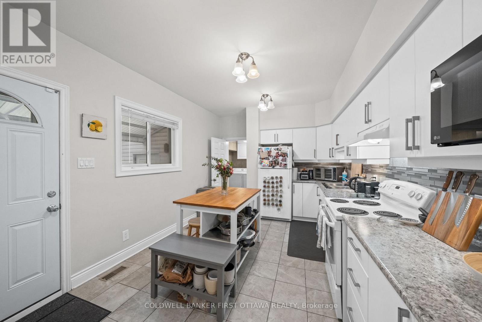 118 Willow Street, Ottawa, Ontario  K1R 6W3 - Photo 10 - X13018874