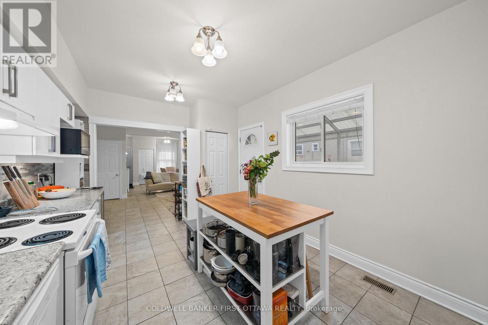 118 Willow Street, Ottawa, Ontario  K1R 6W3 - Photo 13 - X13018874