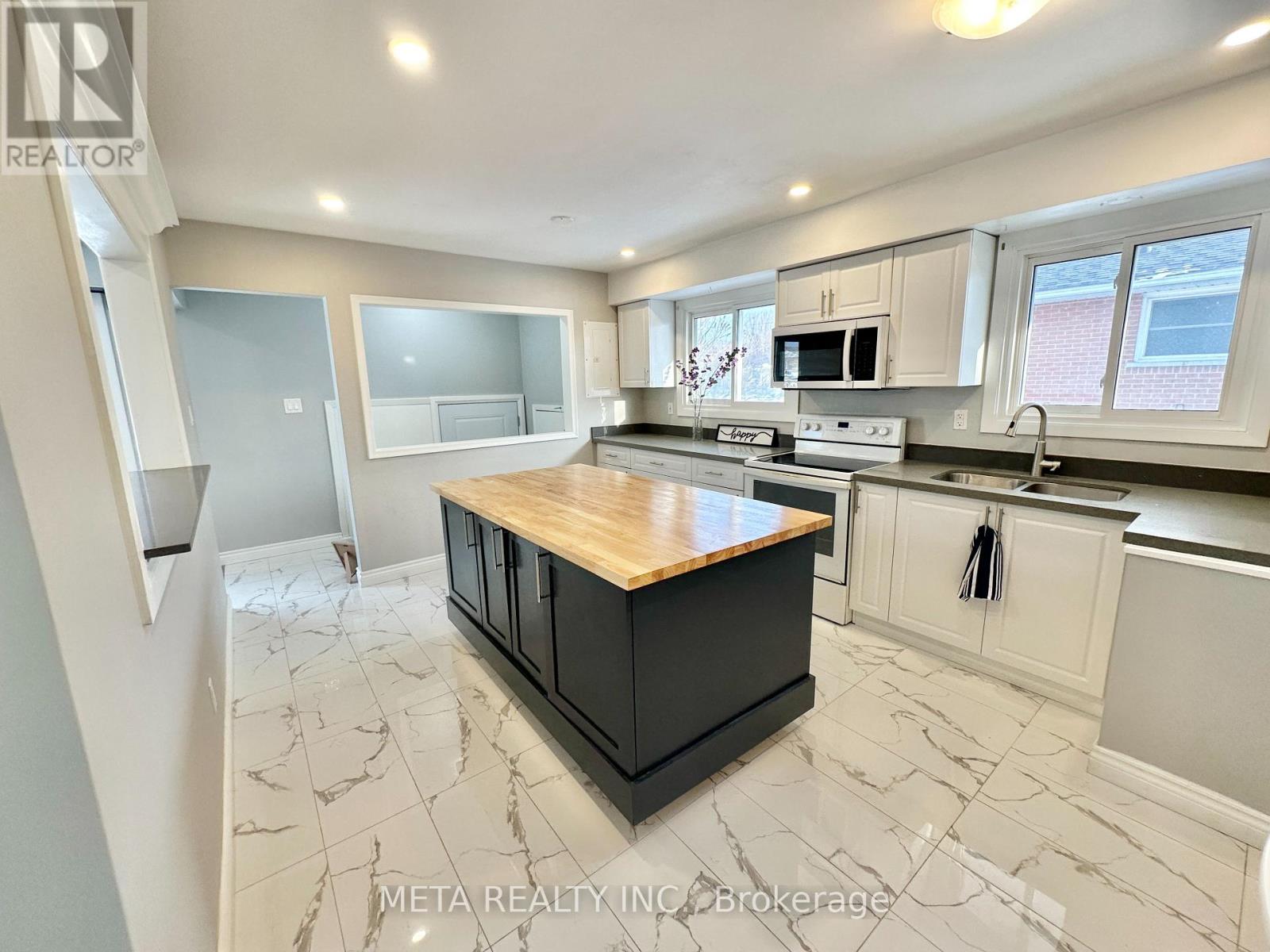 1398 LAKEFIELD STREET, Oshawa, Ontario