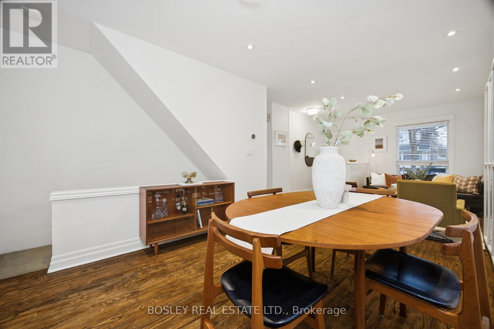 92 Glebemount Avenue, Toronto (Danforth), Ontario  M4C 3R8 - Photo 11 - E13018736