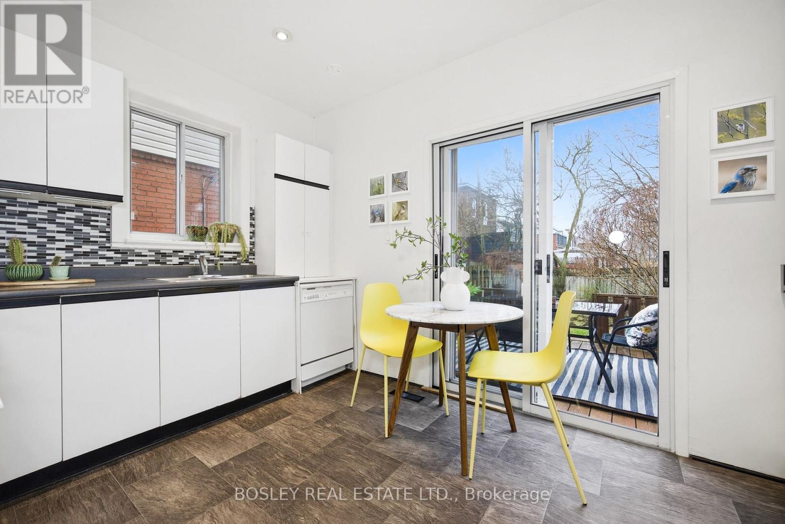 92 Glebemount Avenue, Toronto (Danforth), Ontario  M4C 3R8 - Photo 12 - E13018736