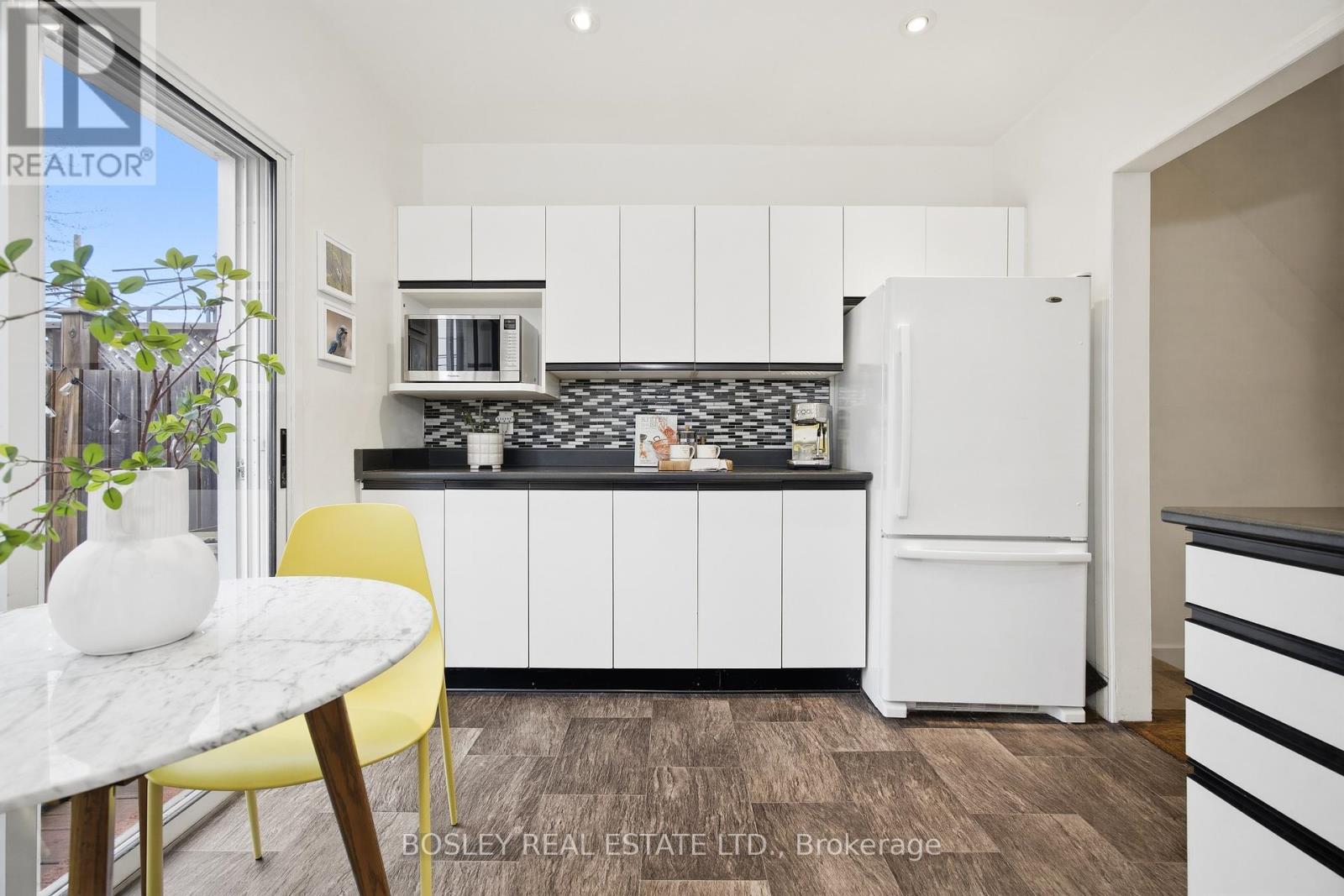 92 Glebemount Avenue, Toronto (Danforth), Ontario  M4C 3R8 - Photo 14 - E13018736