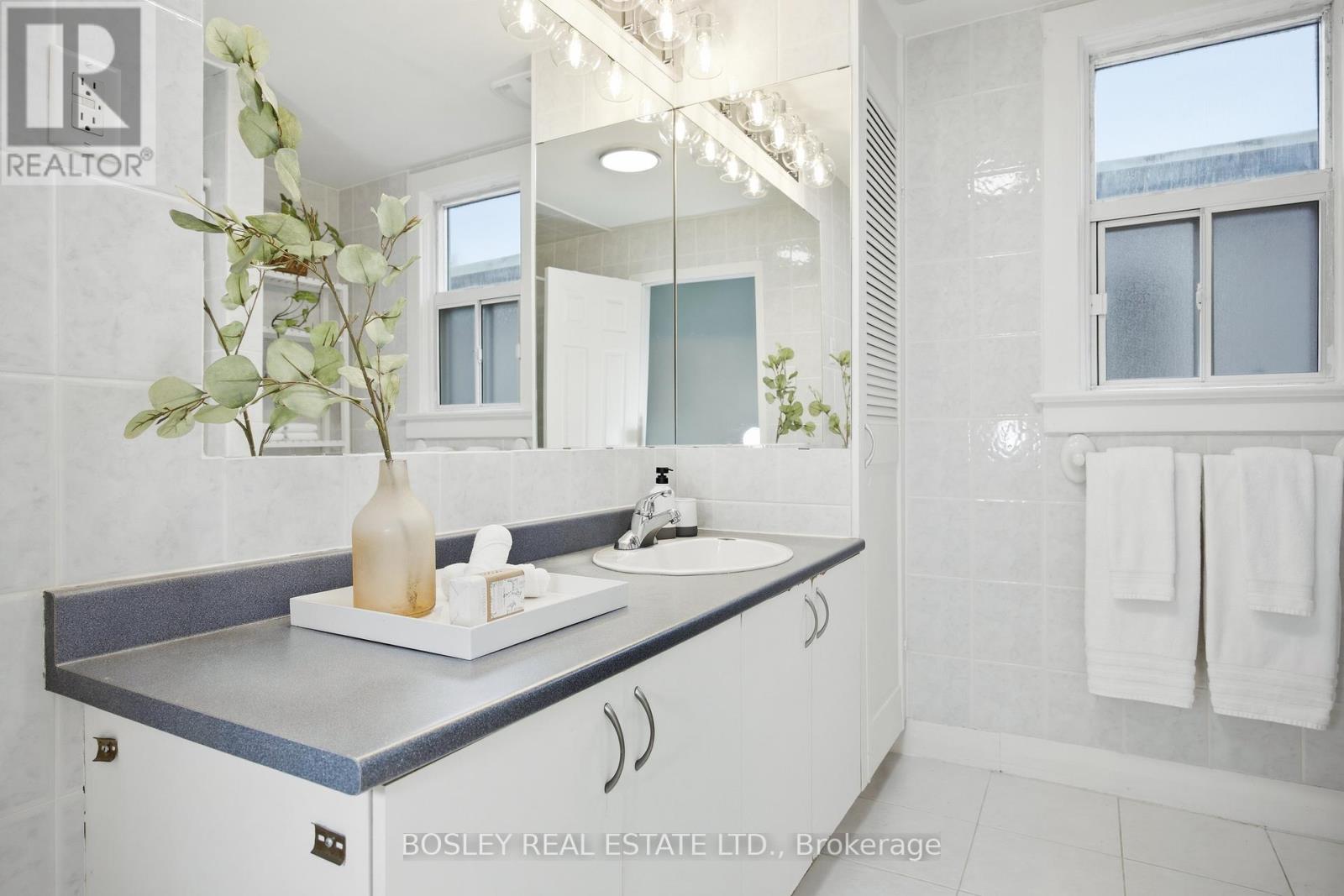 92 Glebemount Avenue, Toronto (Danforth), Ontario  M4C 3R8 - Photo 26 - E13018736