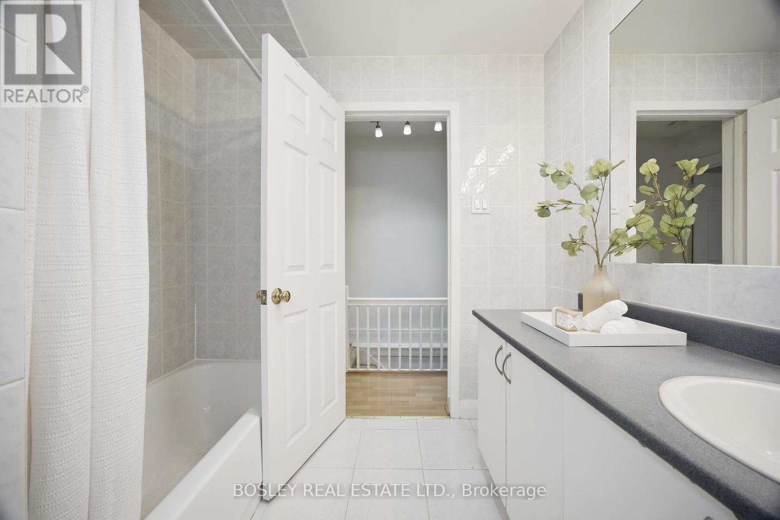 92 Glebemount Avenue, Toronto (Danforth), Ontario  M4C 3R8 - Photo 27 - E13018736