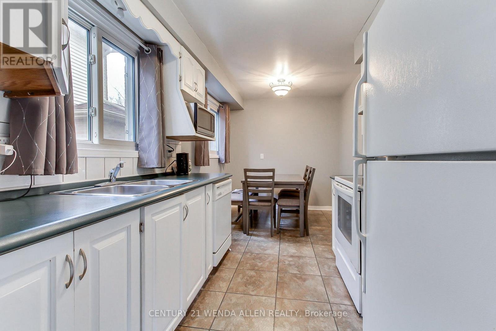 44 Bashford Road, Ajax, Ontario  L1S 3Y2 - Photo 13 - E13018746