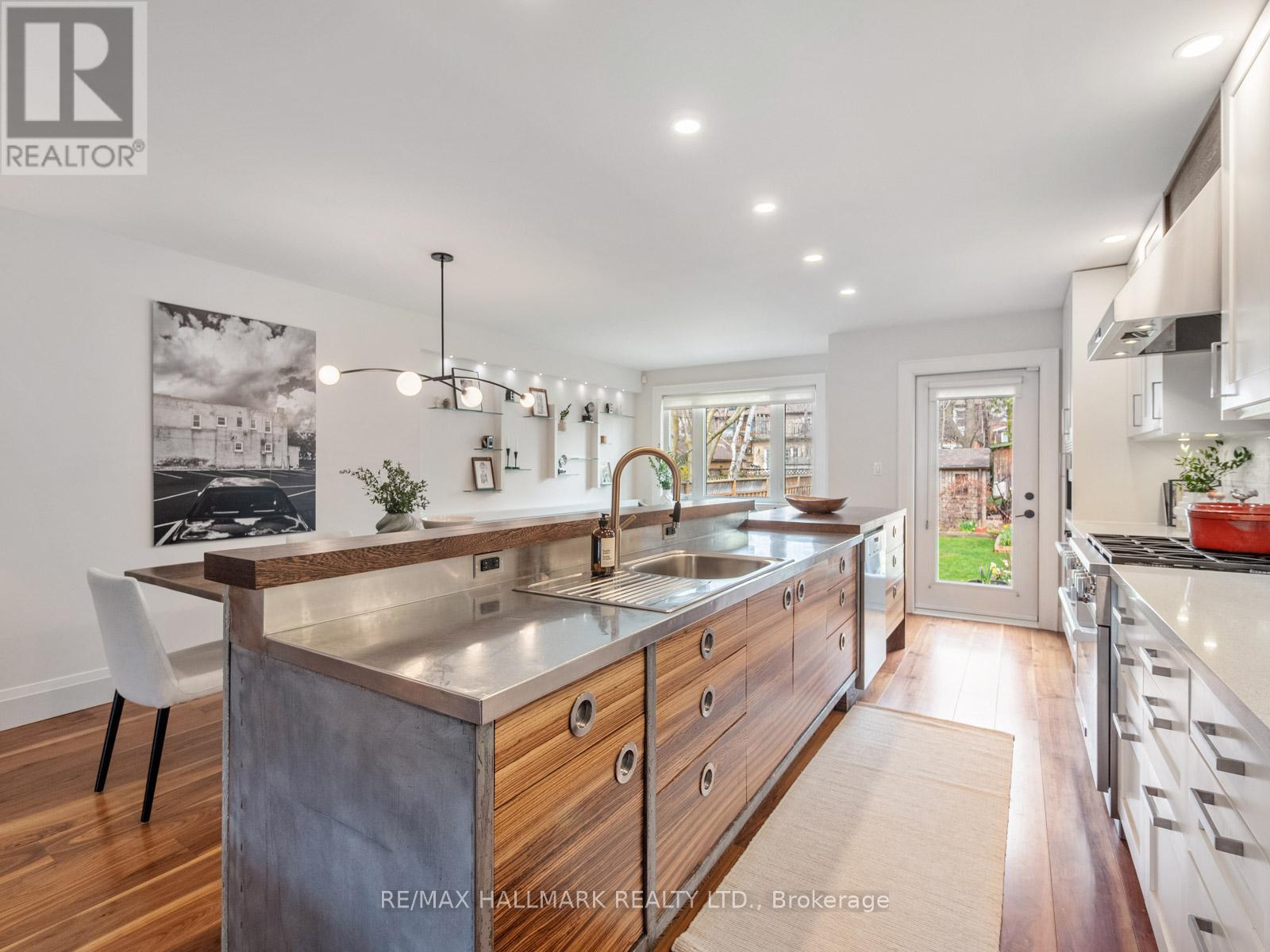 74 Nealon Avenue, Toronto (Broadview North), Ontario  M4K 1Z2 - Photo 12 - E13018838