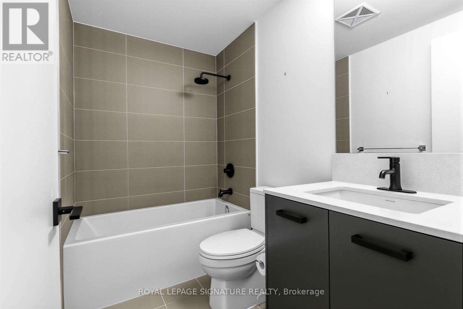 203 - 1888 Queen Street E, Toronto, Ontario  M4L 1H4 - Photo 19 - E13018850