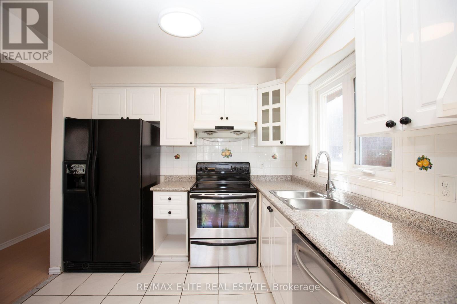 Unknown Address, ,    - Photo 11 - E13018968