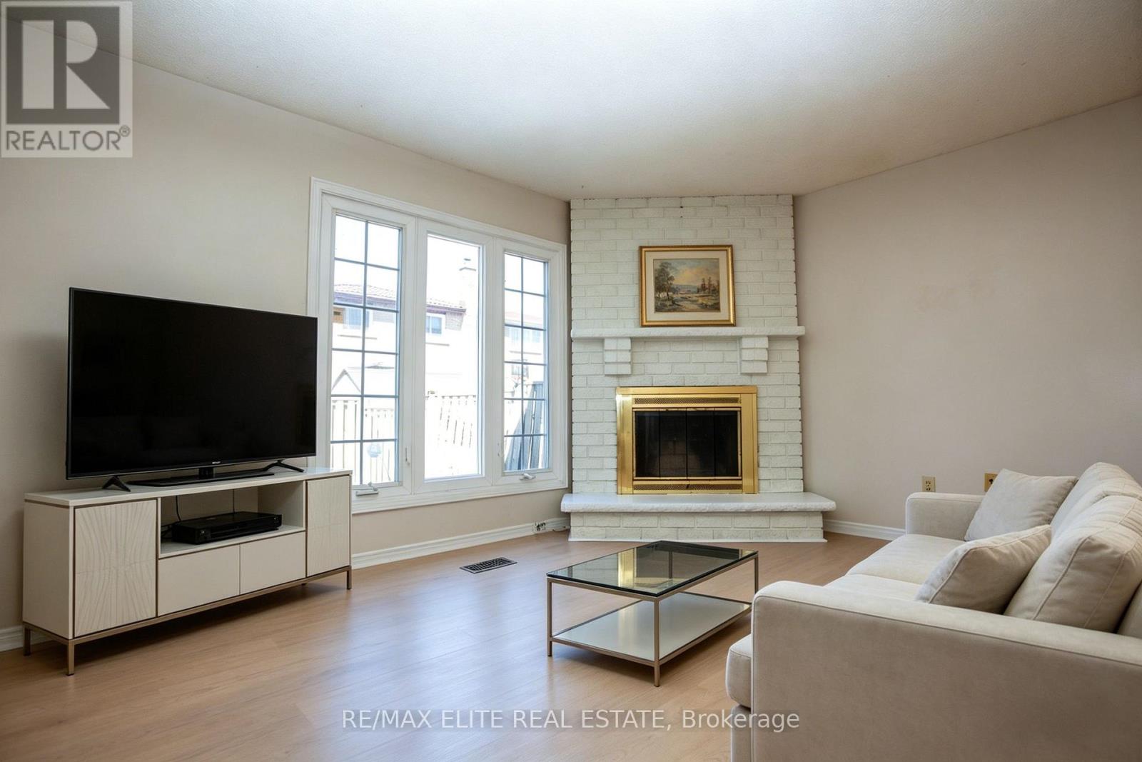 Unknown Address, ,    - Photo 8 - E13018968