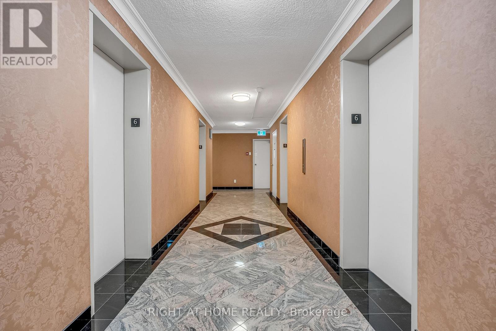 603 - 10 Tangreen Court, Toronto, Ontario  M2M 4B9 - Photo 5 - C12914376