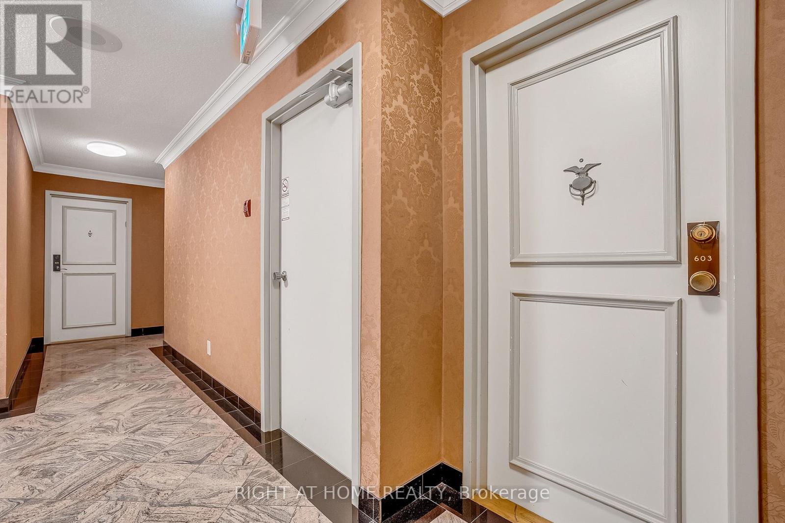 603 - 10 Tangreen Court, Toronto, Ontario  M2M 4B9 - Photo 6 - C12914376