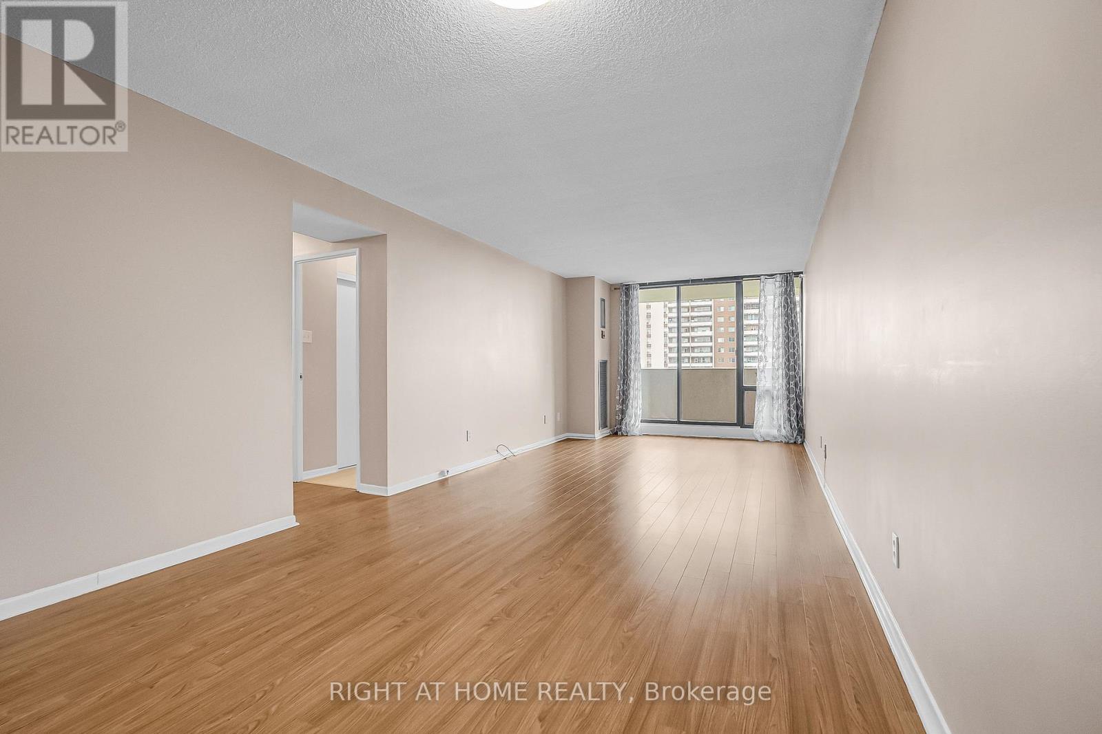 603 - 10 Tangreen Court, Toronto, Ontario  M2M 4B9 - Photo 12 - C12914376