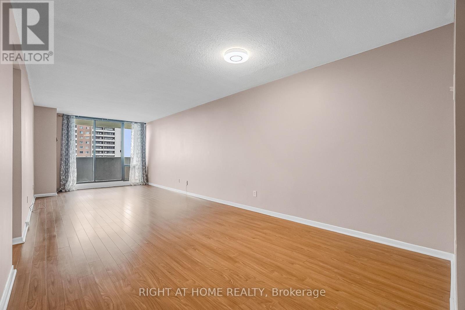 603 - 10 Tangreen Court, Toronto, Ontario  M2M 4B9 - Photo 11 - C12914376