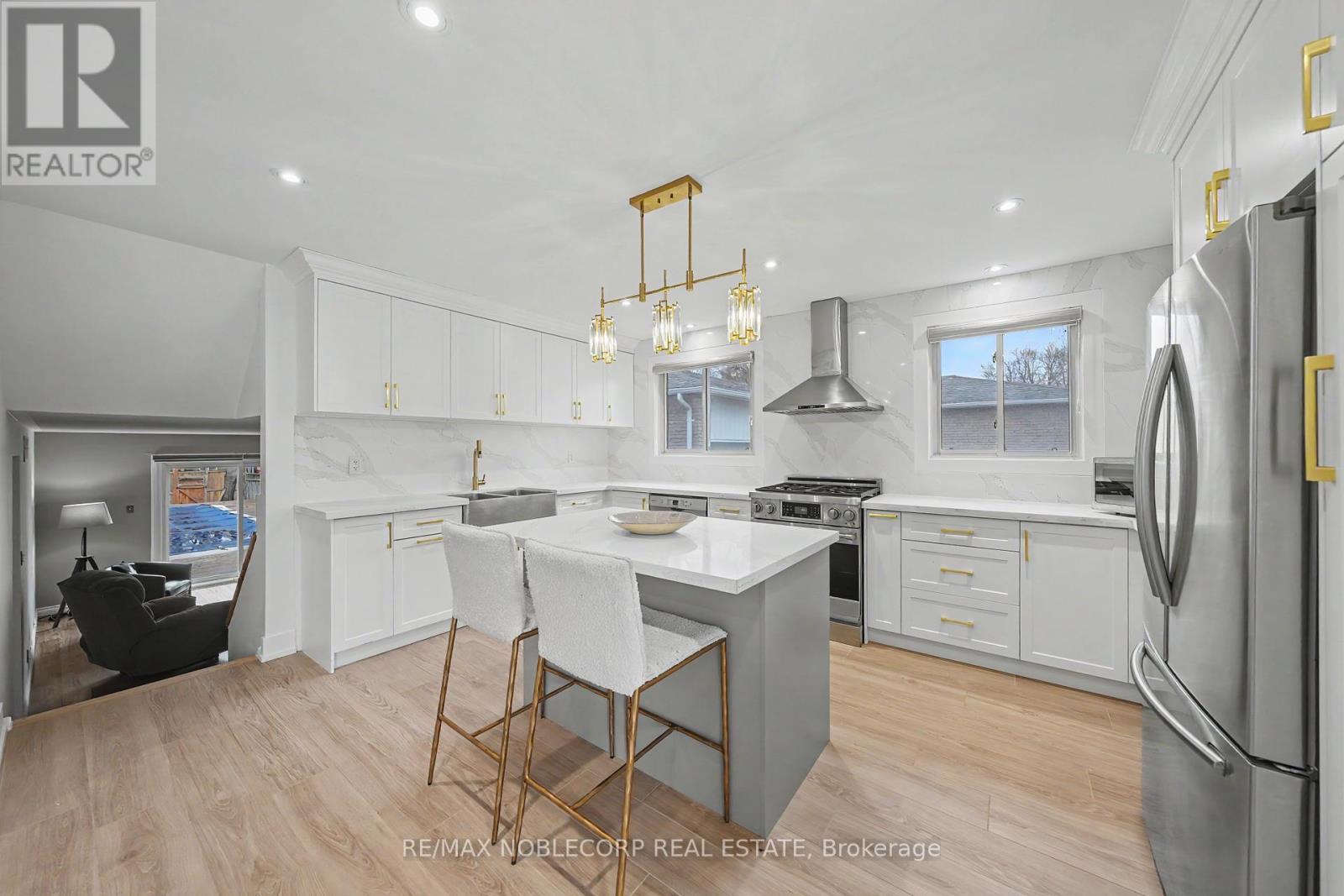 24 Maple Avenue W, New Tecumseth, Ontario  L0G 1A0 - Photo 13 - N13018696