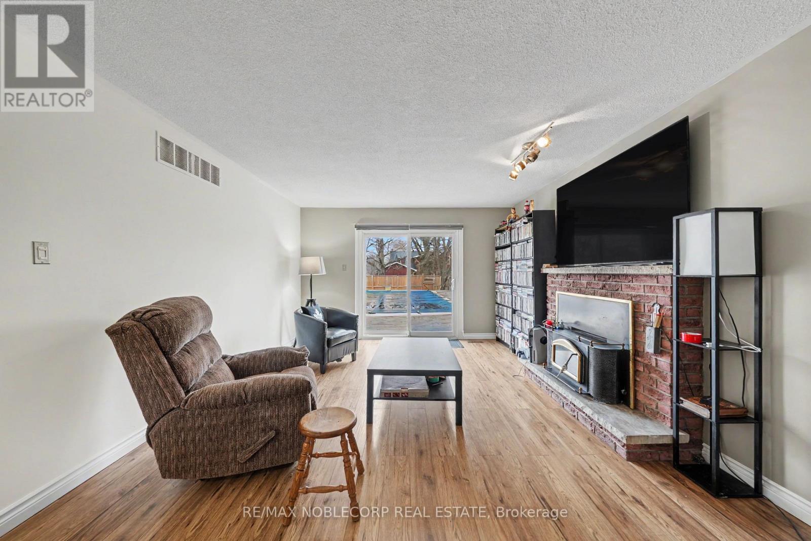 24 Maple Avenue W, New Tecumseth, Ontario  L0G 1A0 - Photo 20 - N13018696