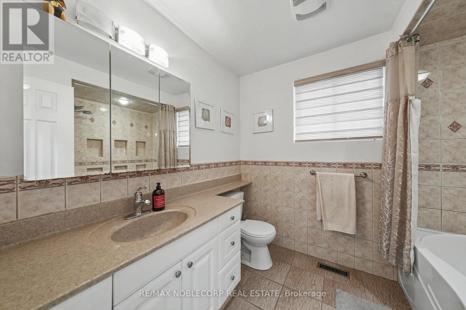 24 Maple Avenue W, New Tecumseth, Ontario  L0G 1A0 - Photo 37 - N13018696