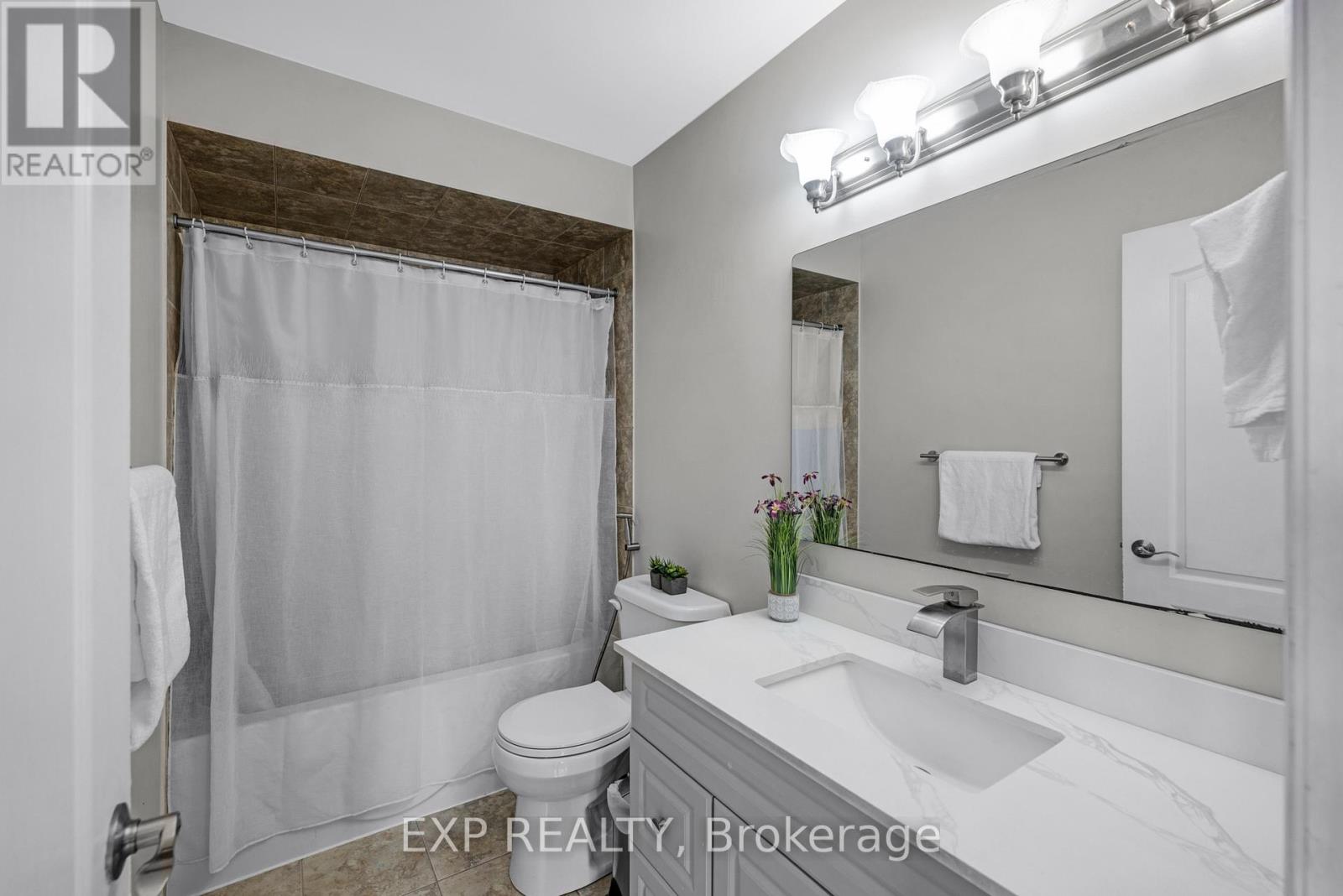 565 Foxcroft Boulevard, Newmarket, Ontario  L3X 3L6 - Photo 26 - N13018784