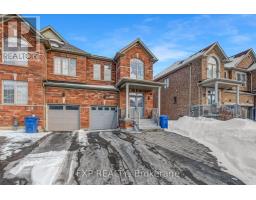 565 FOXCROFT BOULEVARD, Newmarket, Ontario