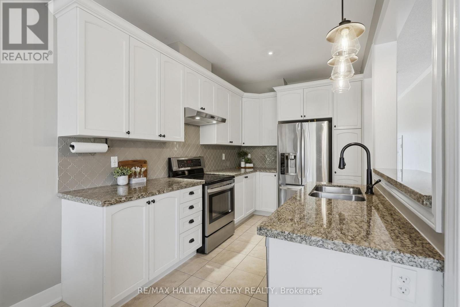 113 Collier Crescent, Essa, Ontario  L3W 0M9 - Photo 13 - N13018804