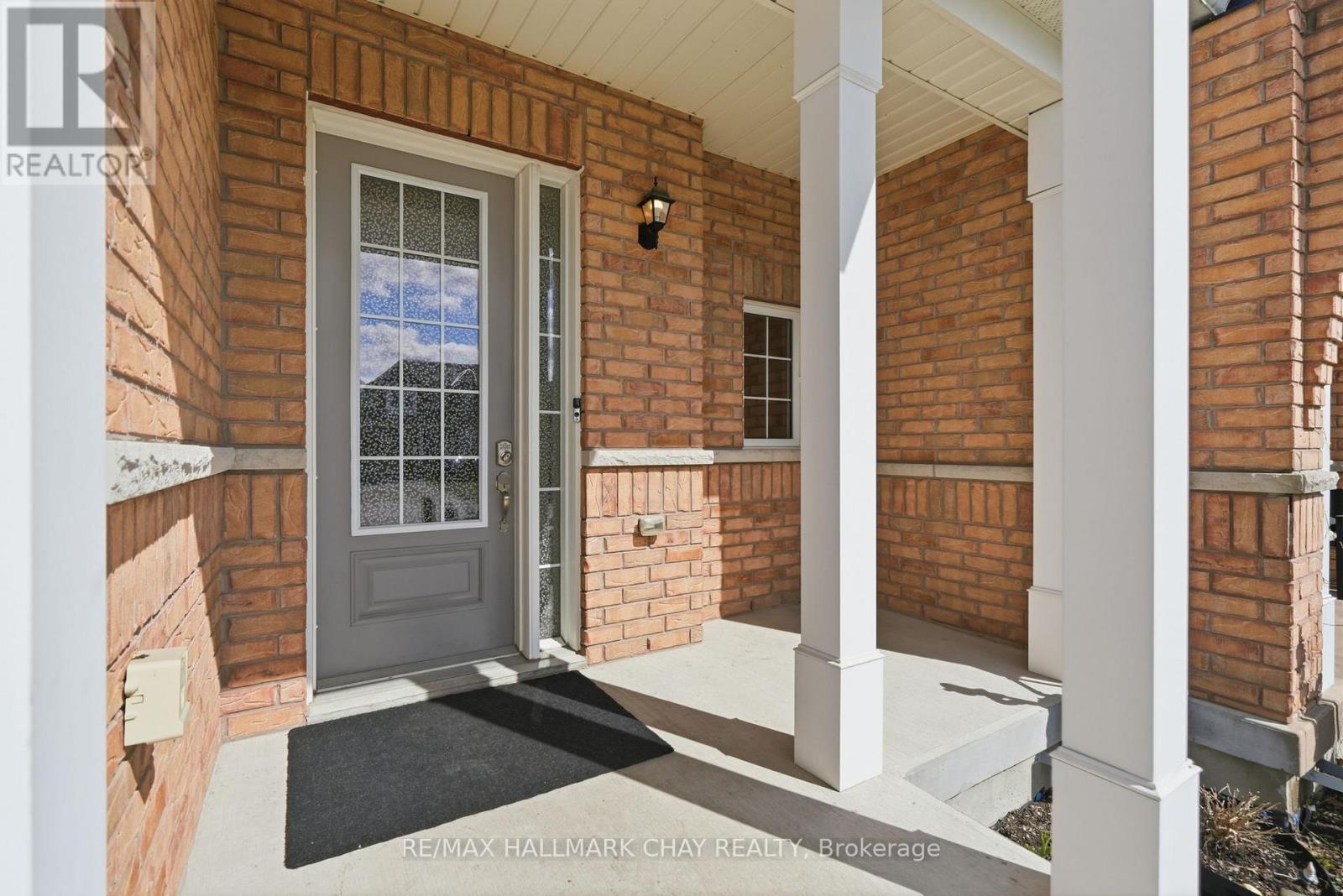 113 Collier Crescent, Essa, Ontario  L3W 0M9 - Photo 3 - N13018804