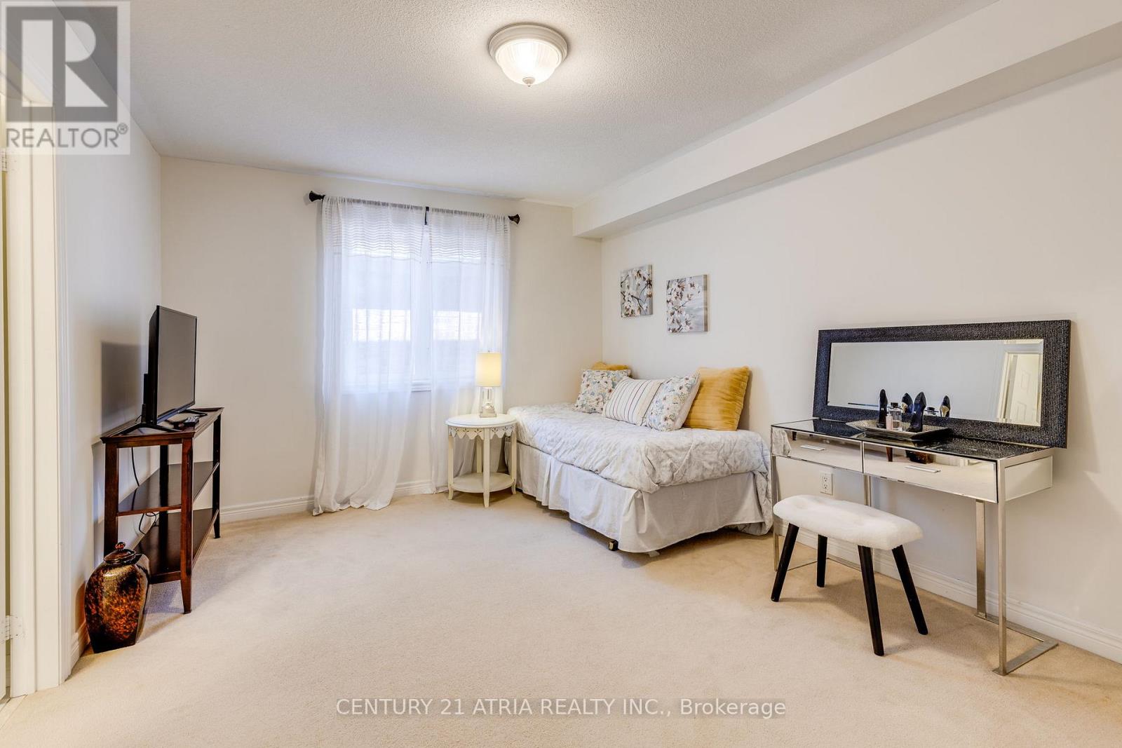 23 Weslock Crescent, Aurora, Ontario  L4G 7Y9 - Photo 18 - N13018816