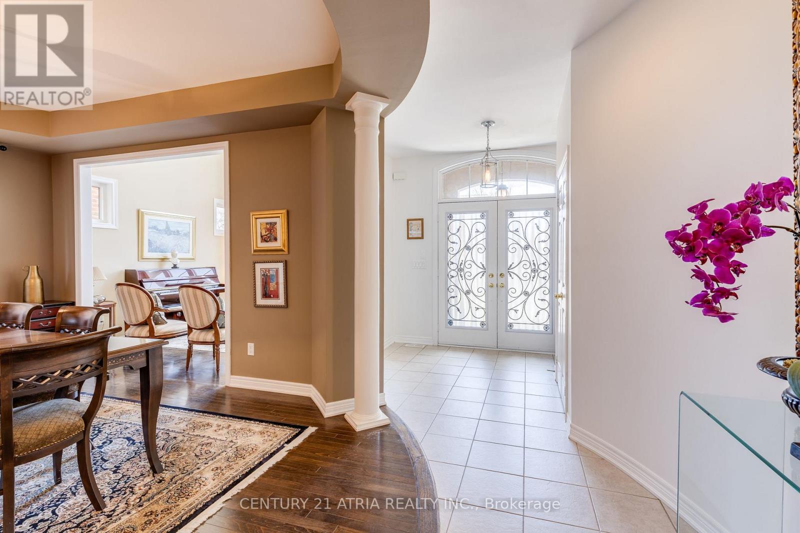 23 Weslock Crescent, Aurora, Ontario  L4G 7Y9 - Photo 5 - N13018816