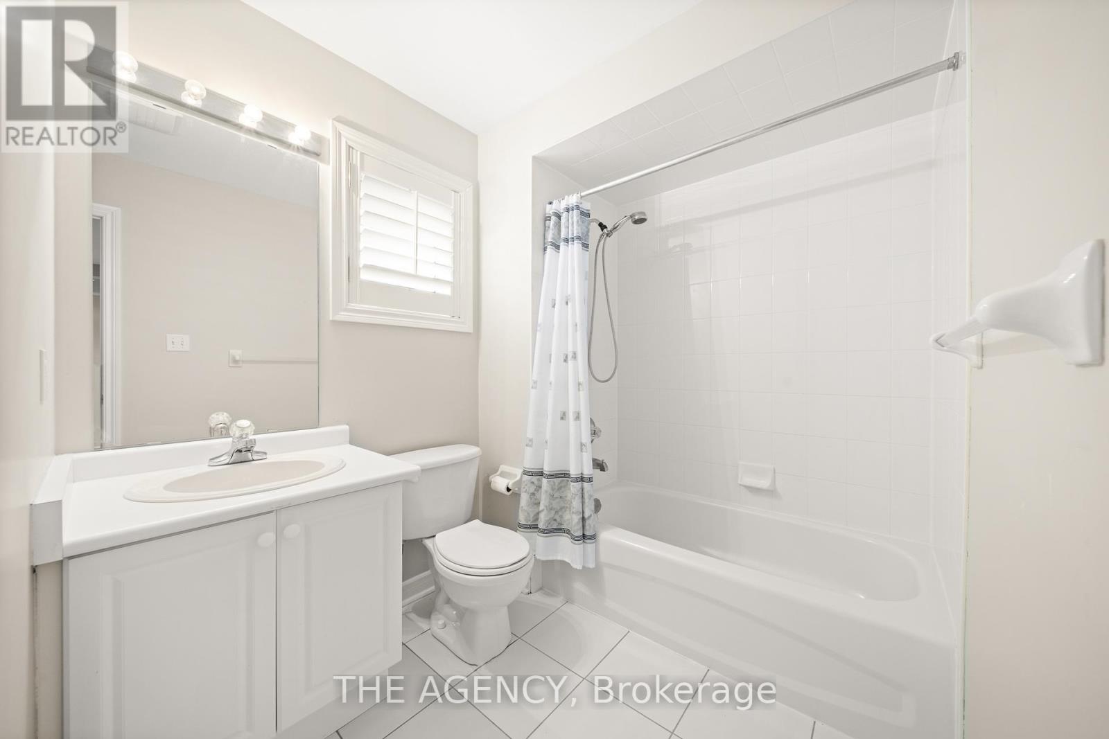 18 Wildflower Drive, Richmond Hill, Ontario  L4E 3Y5 - Photo 29 - N13018938