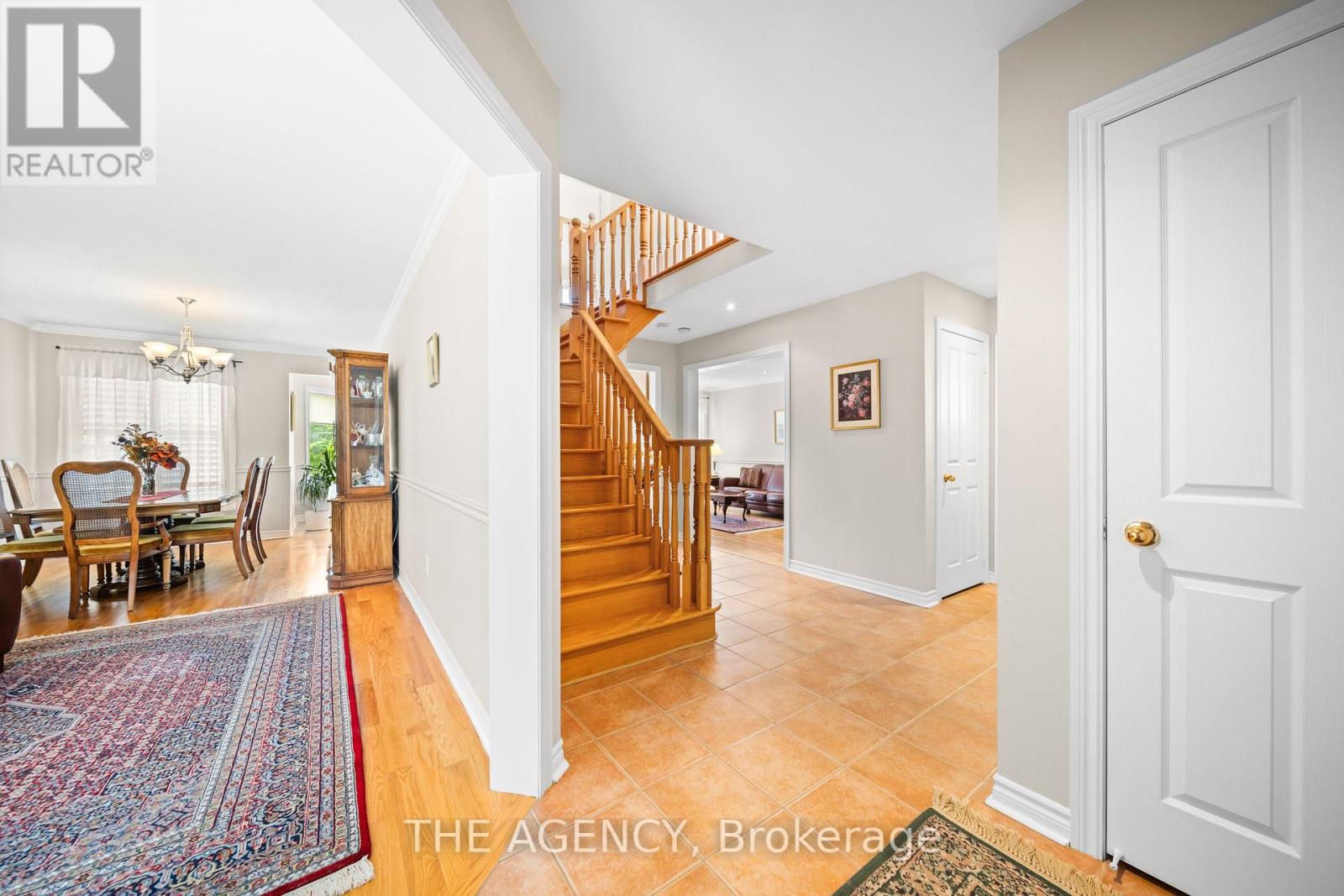 18 Wildflower Drive, Richmond Hill, Ontario  L4E 3Y5 - Photo 3 - N13018938