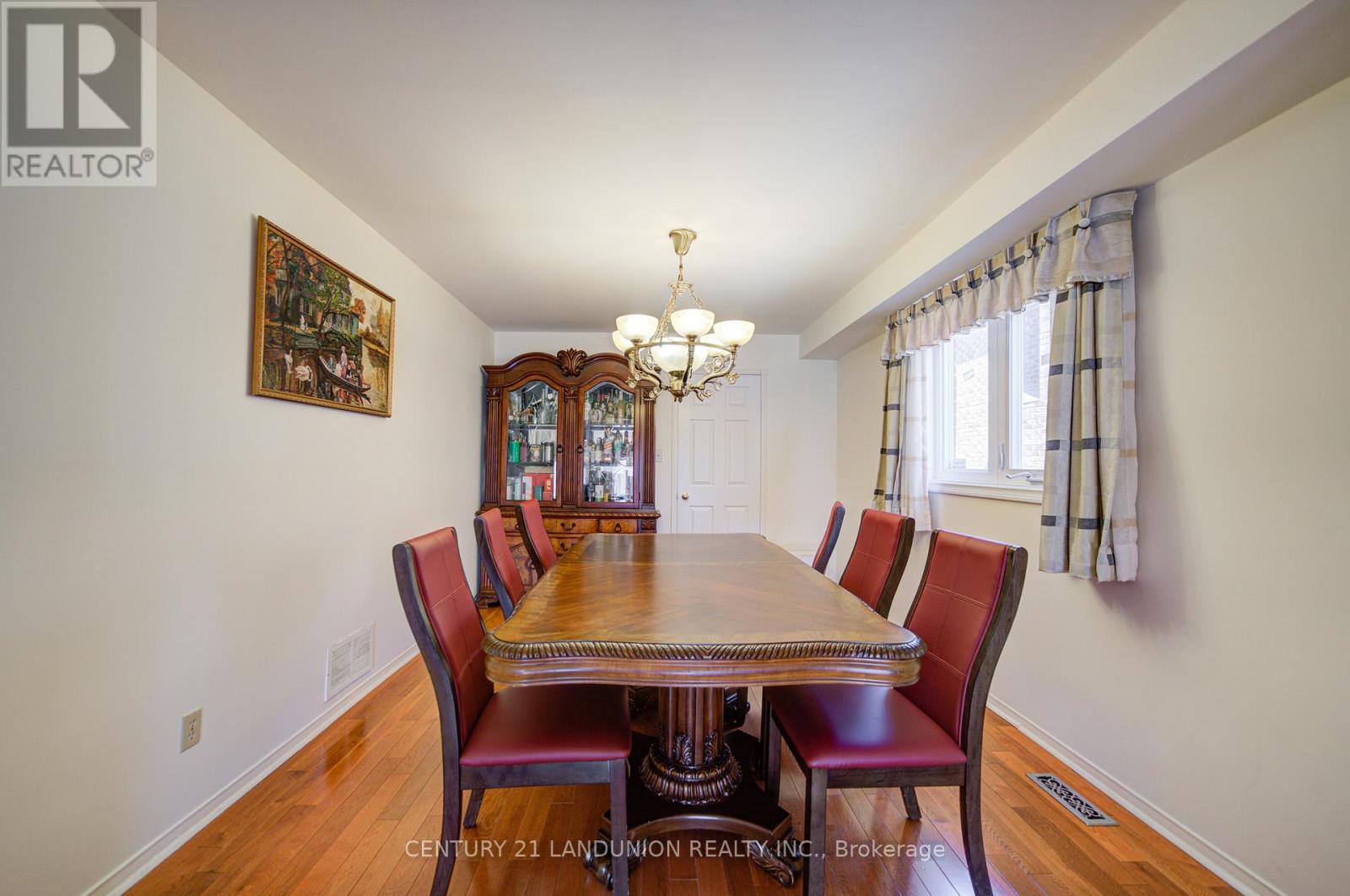 49 John Stiver Crescent, Markham, Ontario  L3R 9B6 - Photo 10 - N13018970