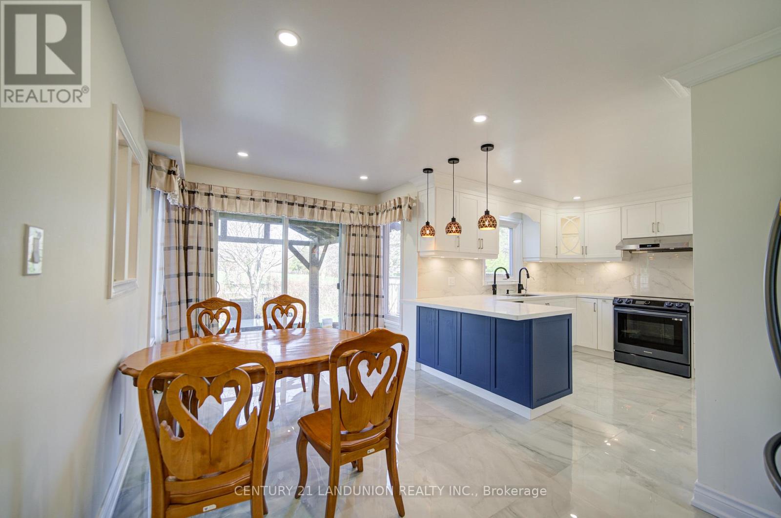 49 John Stiver Crescent, Markham, Ontario  L3R 9B6 - Photo 16 - N13018970