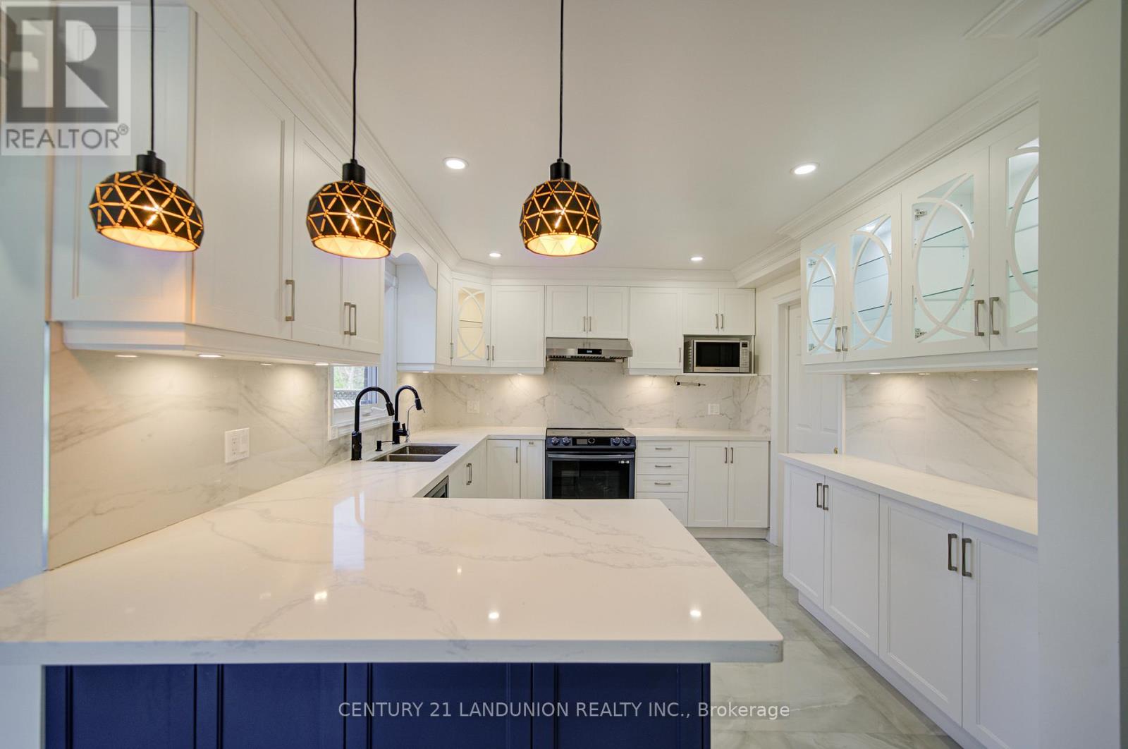 49 John Stiver Crescent, Markham, Ontario  L3R 9B6 - Photo 17 - N13018970