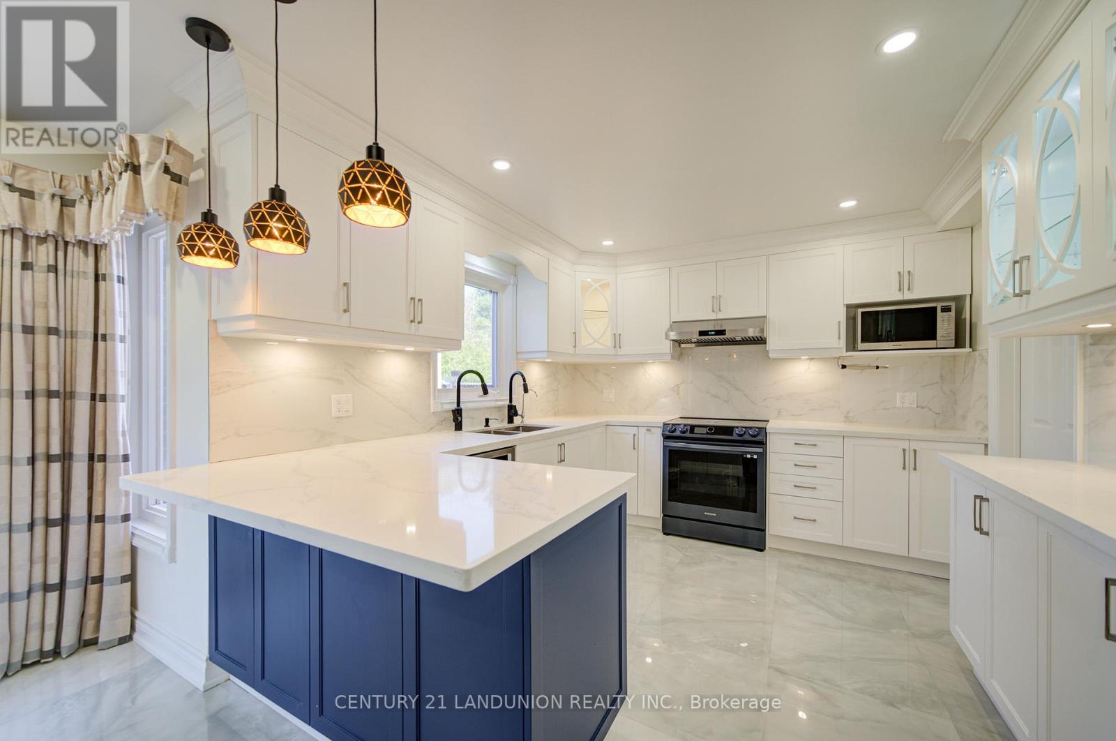 49 John Stiver Crescent, Markham, Ontario  L3R 9B6 - Photo 18 - N13018970