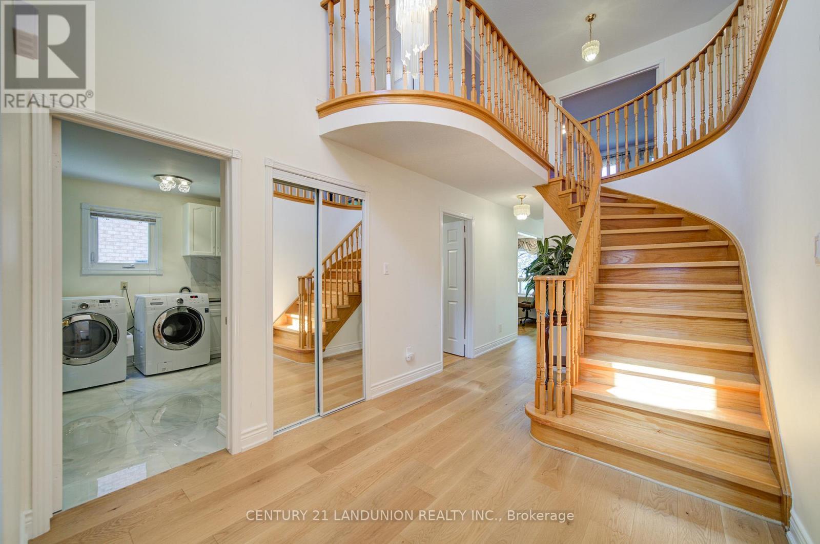 49 John Stiver Crescent, Markham, Ontario  L3R 9B6 - Photo 4 - N13018970