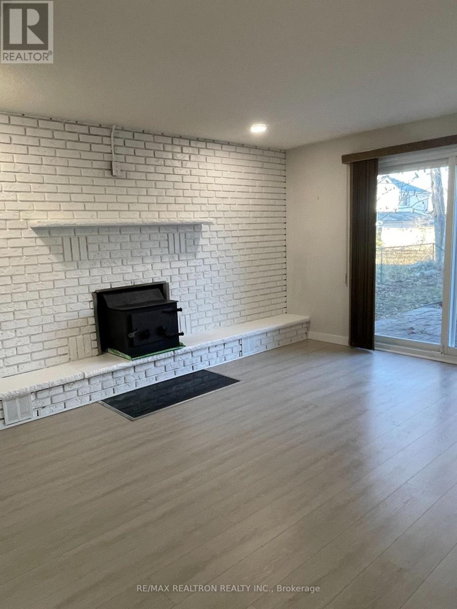 143 Peel Street, Barrie, Ontario  L4M 3L7 - Photo 14 - S13018808