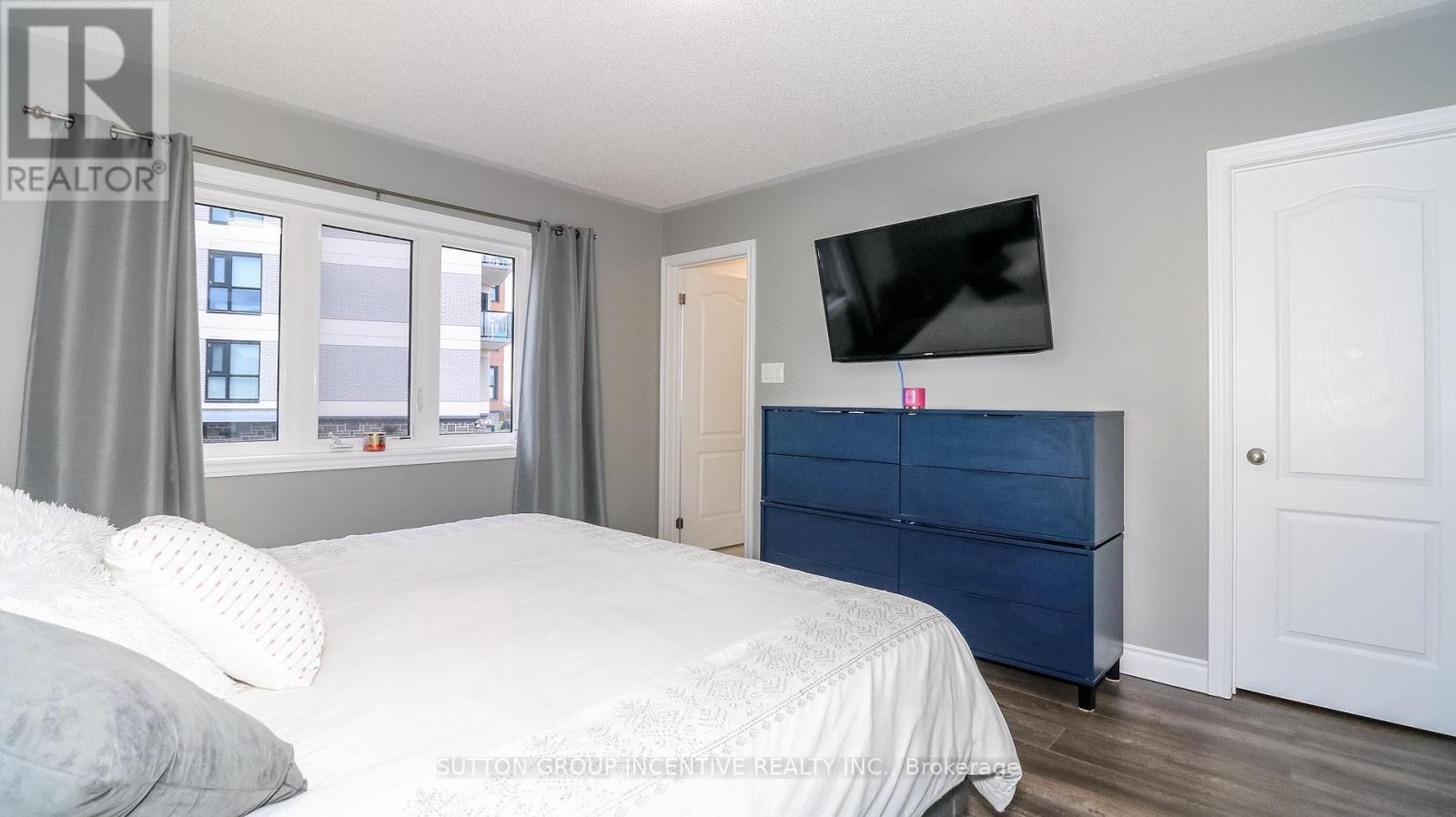 52 Snelgrove Crescent, Barrie, Ontario  L4N 6R6 - Photo 13 - S13018896