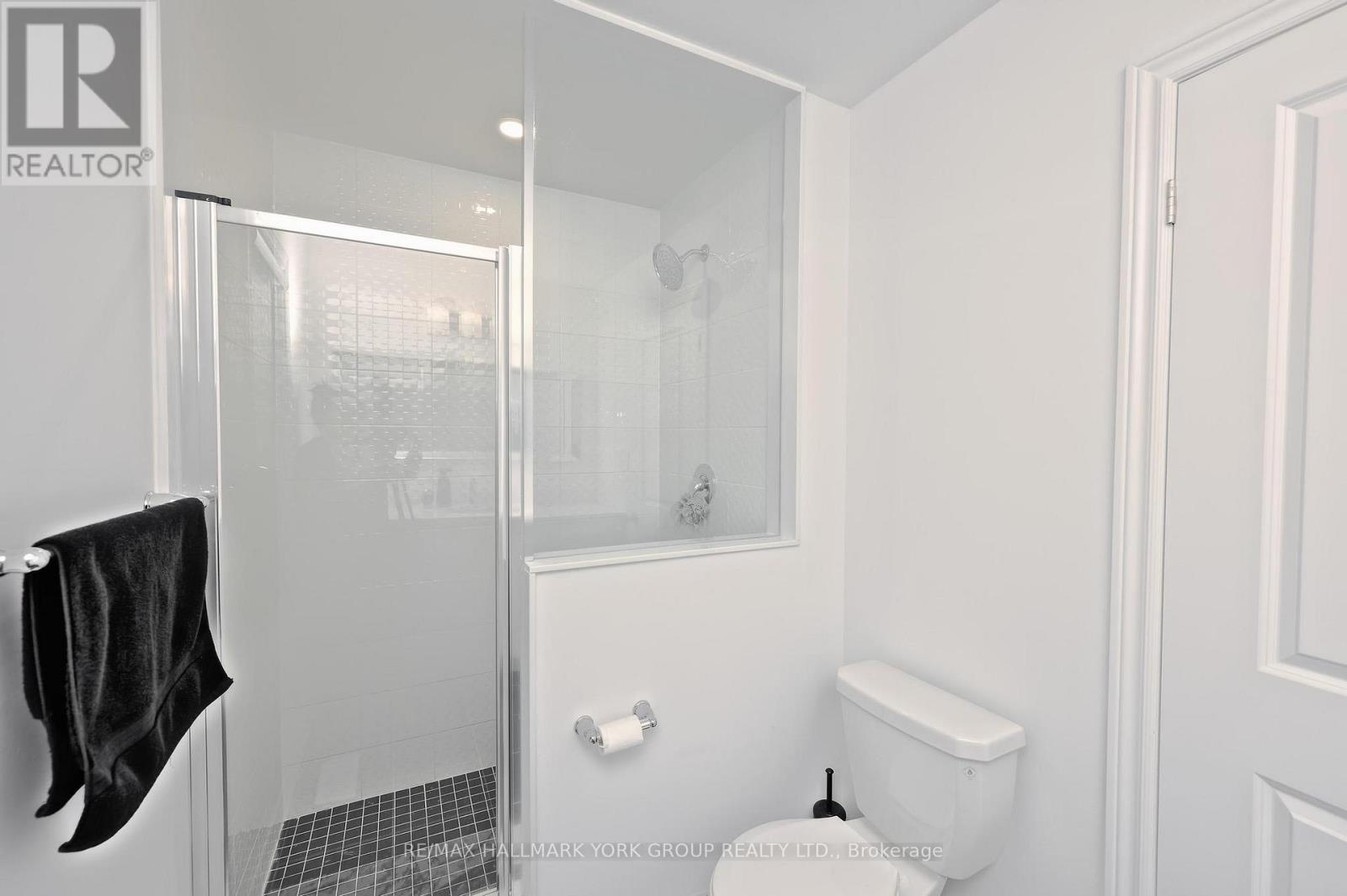 145 Fenchurch Manor, Barrie, Ontario  L9J 0X1 - Photo 24 - S13018916