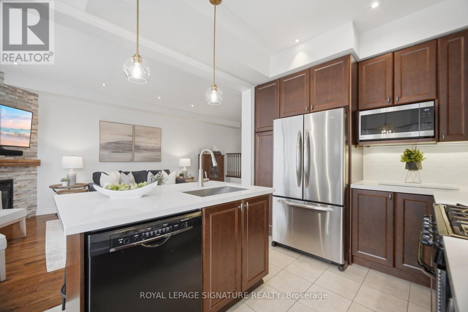 2386 Stone Glen Crescent, Oakville, Ontario  L6M 0C7 - Photo 14 - W13018520