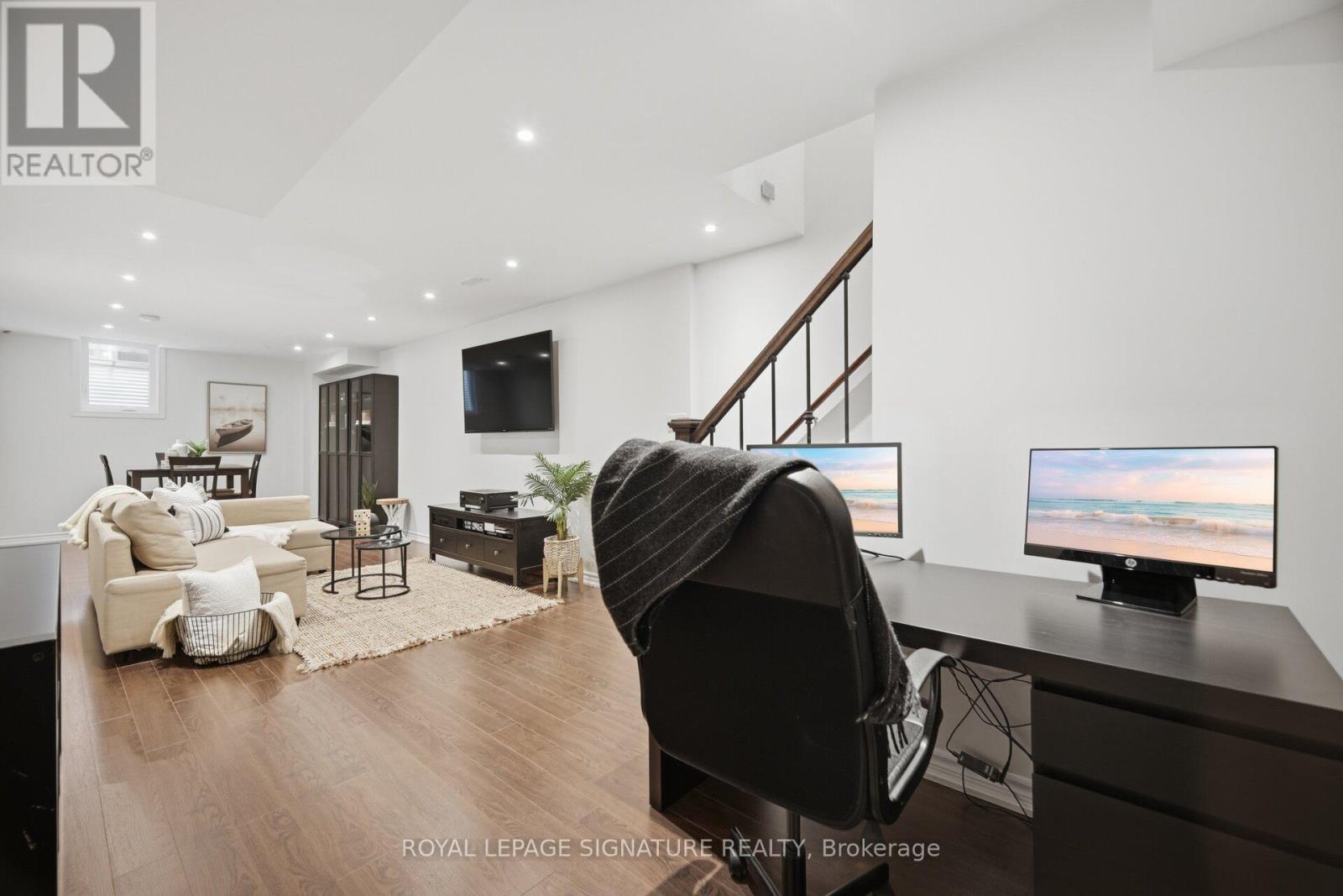 2386 Stone Glen Crescent, Oakville, Ontario  L6M 0C7 - Photo 34 - W13018520