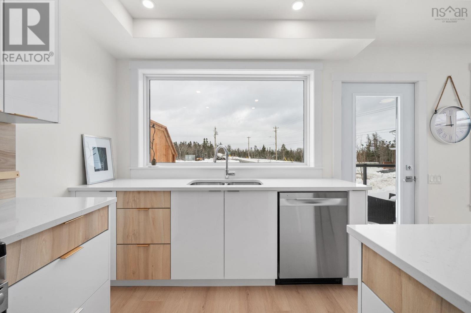 52 Berm Street, Herring Cove, Nova Scotia  B3R 0H2 - Photo 17 - 202602225