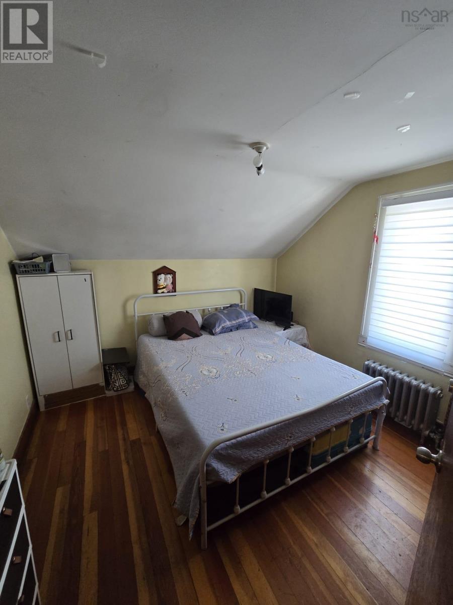 1162 George Street, Sydney, Nova Scotia  B1P 1N2 - Photo 11 - 202602973