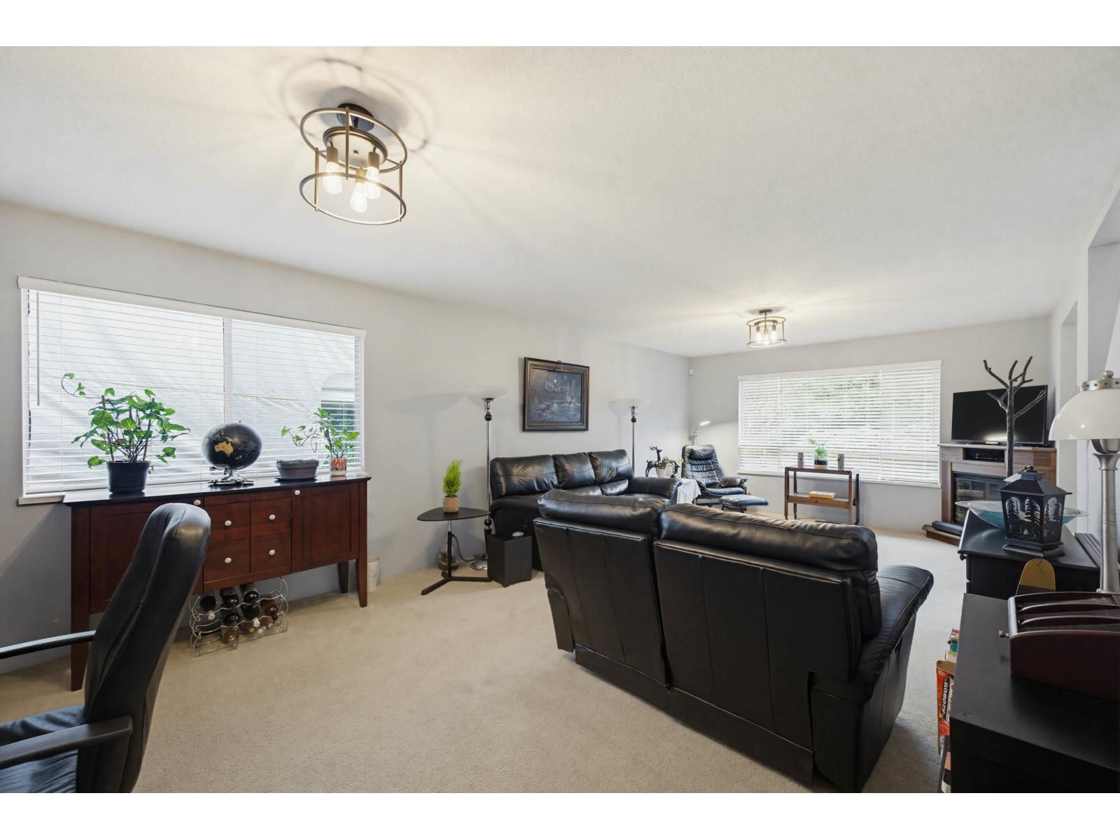 15618 93 Avenue, Surrey, British Columbia  V4N 3B2 - Photo 6 - R3113104