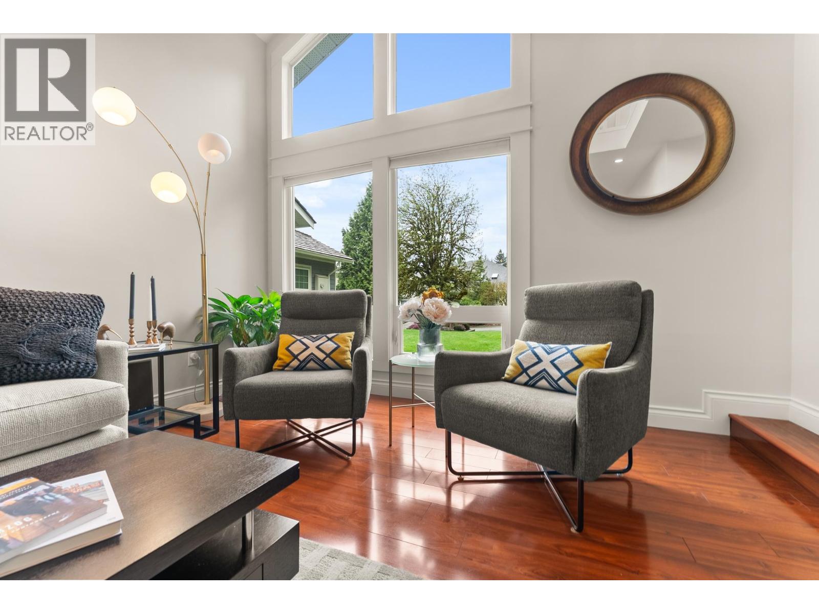 1530 Lighthall Court, North Vancouver, British Columbia  V7G 2G2 - Photo 5 - R3111438