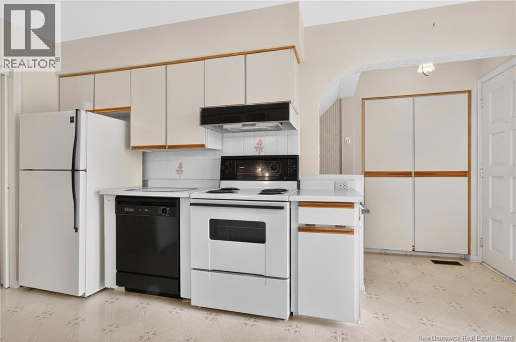 62 Madison Avenue, Moncton, New Brunswick  E1E 1R5 - Photo 30 - NB137352